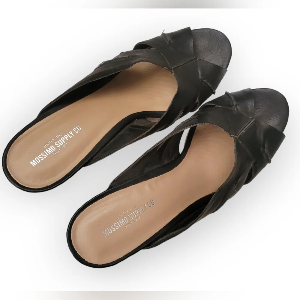 Mossimo Supply Co. Womens 10 Black Wedge Platform Sandals